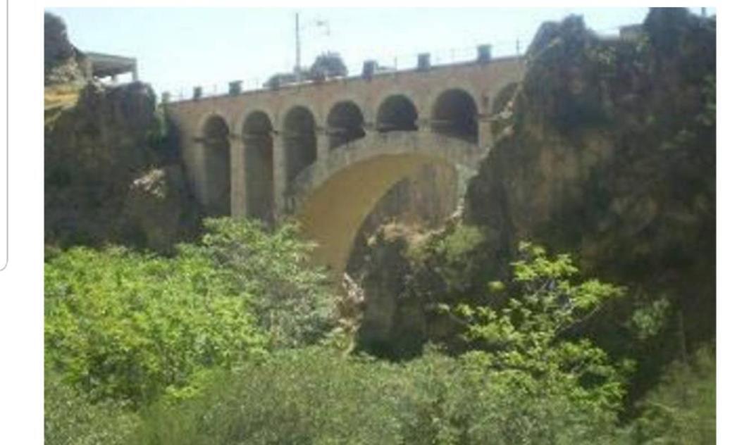 Apartamento en Cortijo totalmente reformado en pleno paraje natural Junto al Caminito del Rey y los sectores mas importantes de escalada A solo 2 minutos de la Estacion de tren Álora Exterior foto